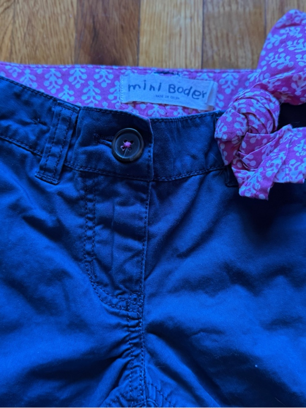 Mini Boden Navy Shorts with Pink Trim and Bow - Picture 2 of 4